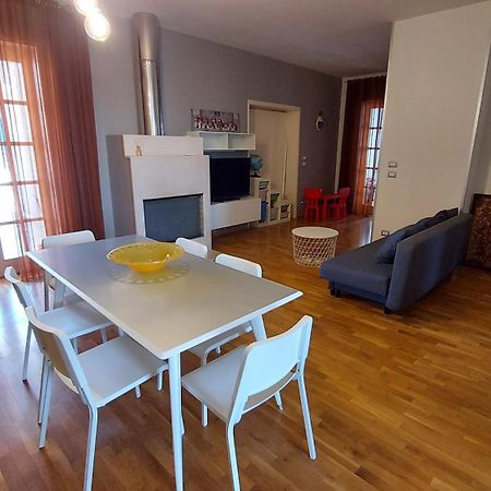 Le Strelizie Apartment Arnesano Екстериор снимка